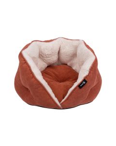 District 70 Kuschelsack Tuck, Terra